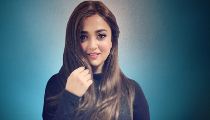 Monali Thakur