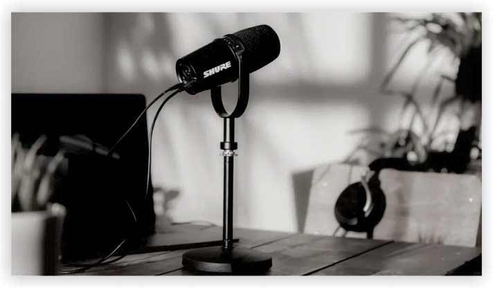 Shure MV7